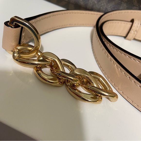 Michael Kors Jet Set Brown Convertible Shoulder Bag - Picture 14 of 16